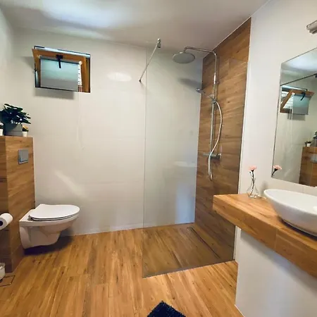 Tatarak Na Mazurach Nad Jeziorem Walpusz Apartman